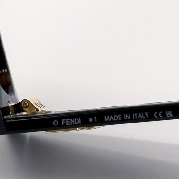 NEW FE40158I 52E FENDI WOMEN SUNGLASSES HAVANA GREY EYEWEAR FENDI - Picture 9 of 10